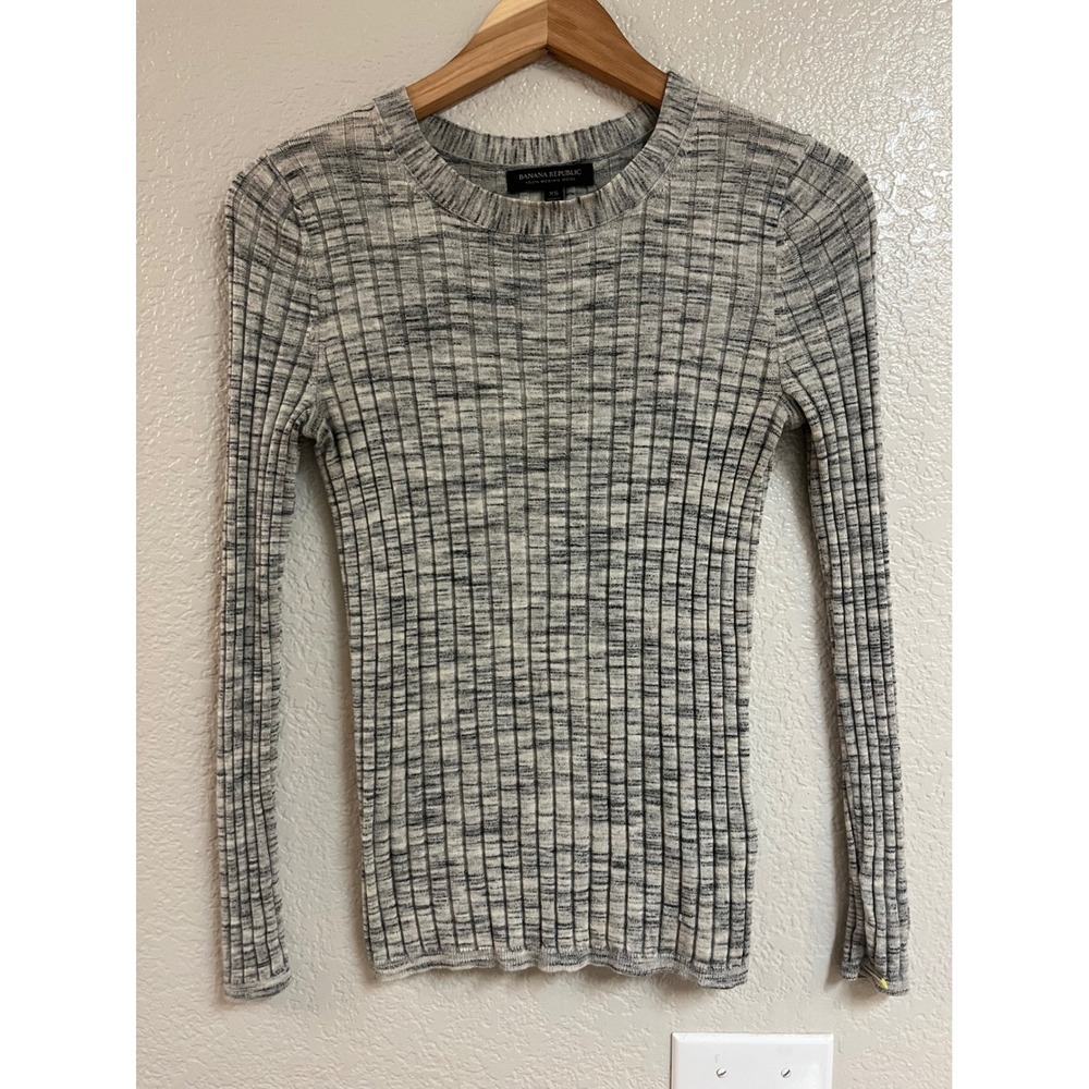 Banana Republic Grey Ribbed Merino Wool Sweater Extra Fine Knit Crew Neck XS